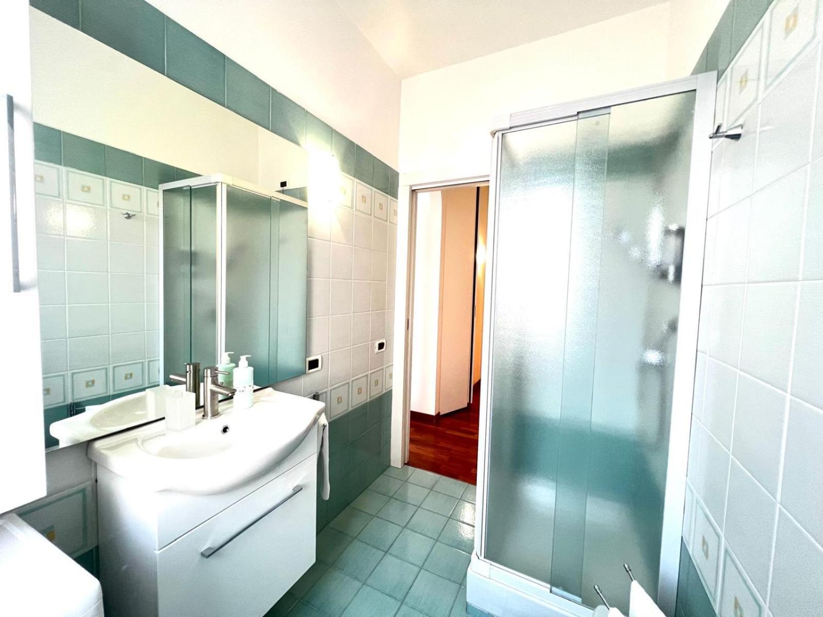 Апартаменты Duomo-Fiera Mi Kheda House With Self Check In Милан Экстерьер фото
